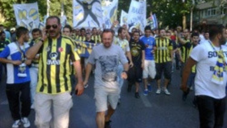 Taraftarlara biber gazlı müdahale