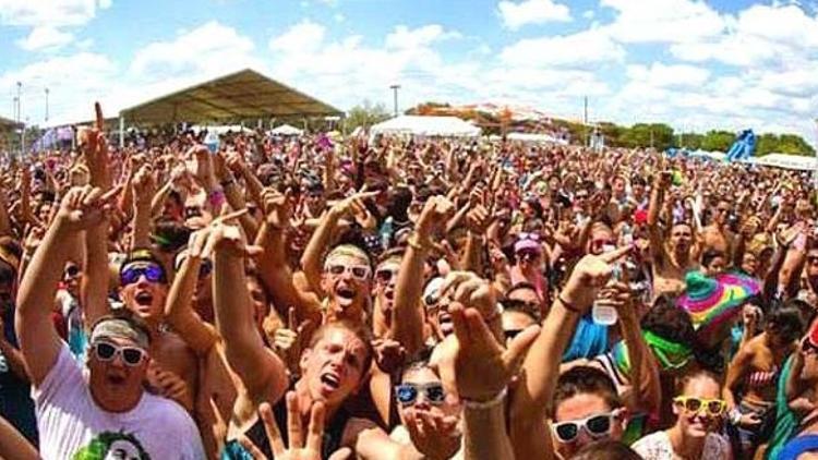 Alaçatı’da elektronik müzik festivali