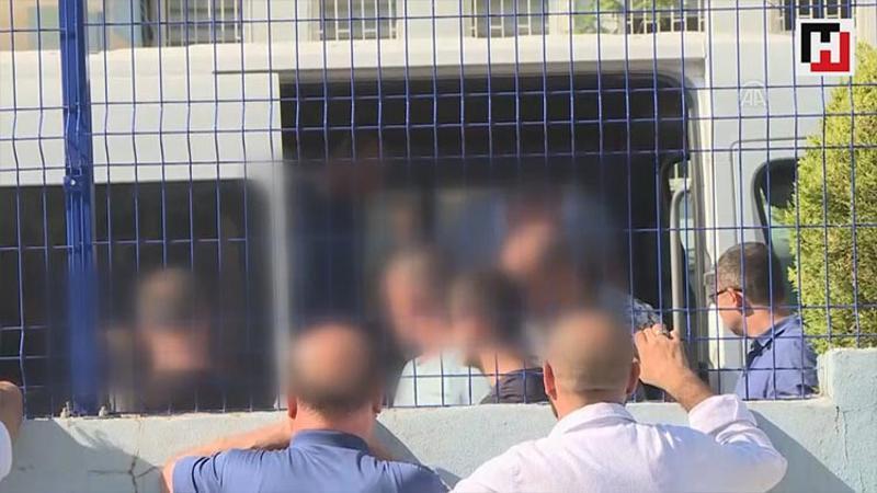 İzmir merkezli 8 ilde göçmen kaçakçılığı operasyonu